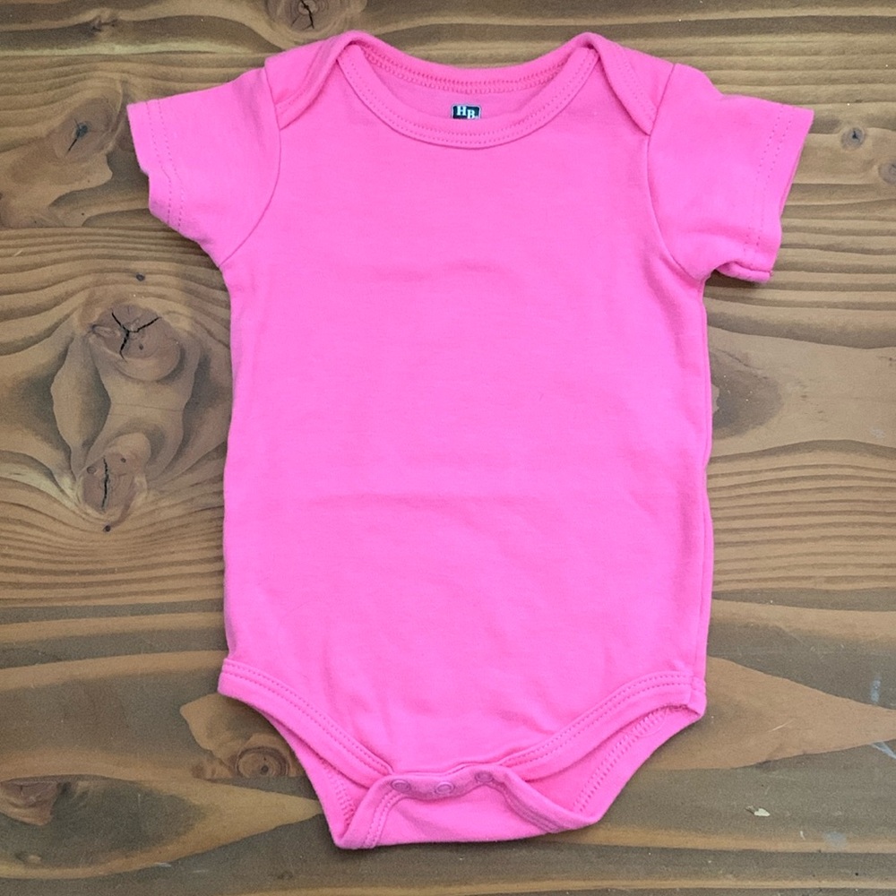 🌷6-9M Onesie